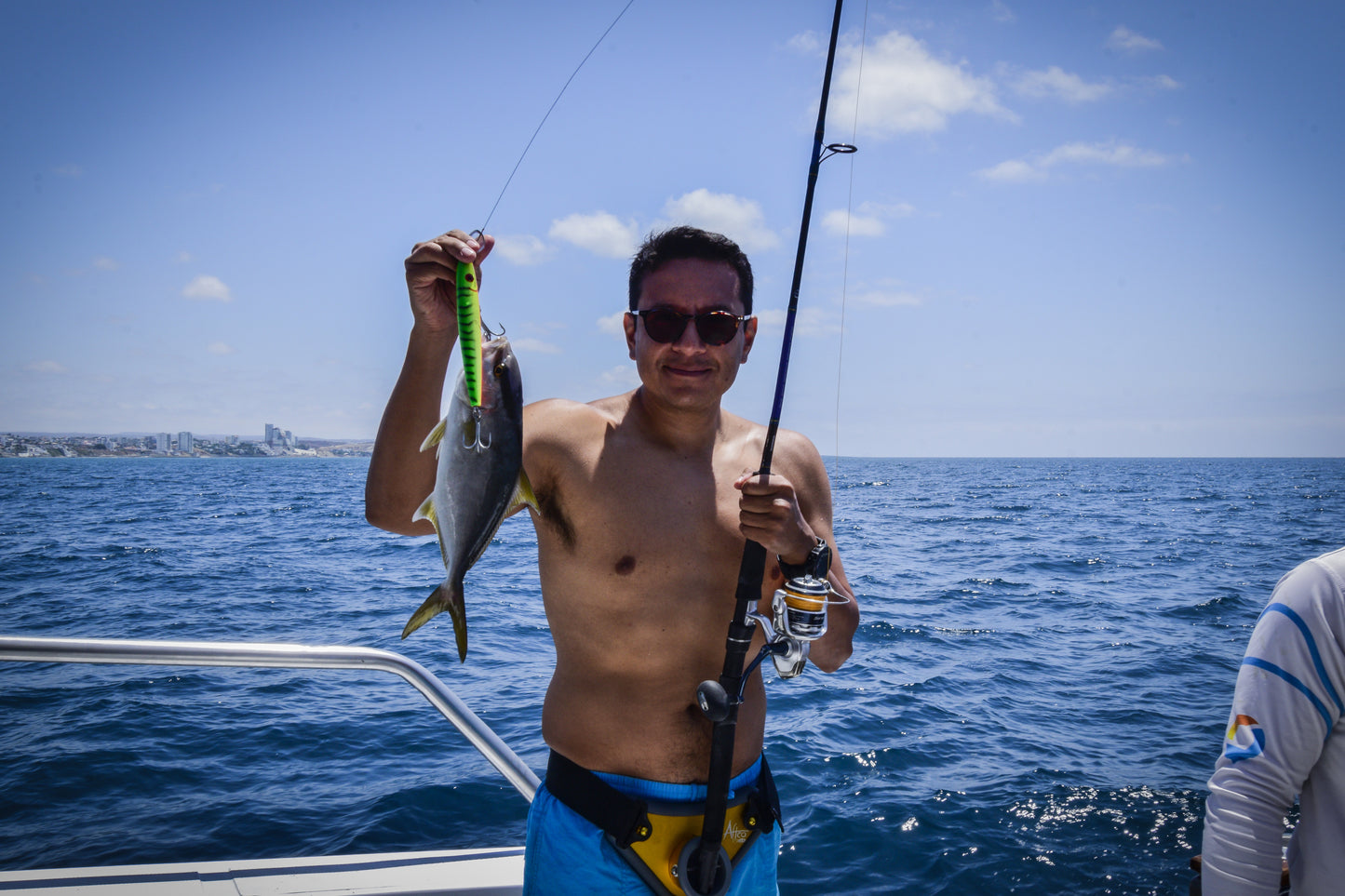 Coastal fishing tour, 1-5 passengers