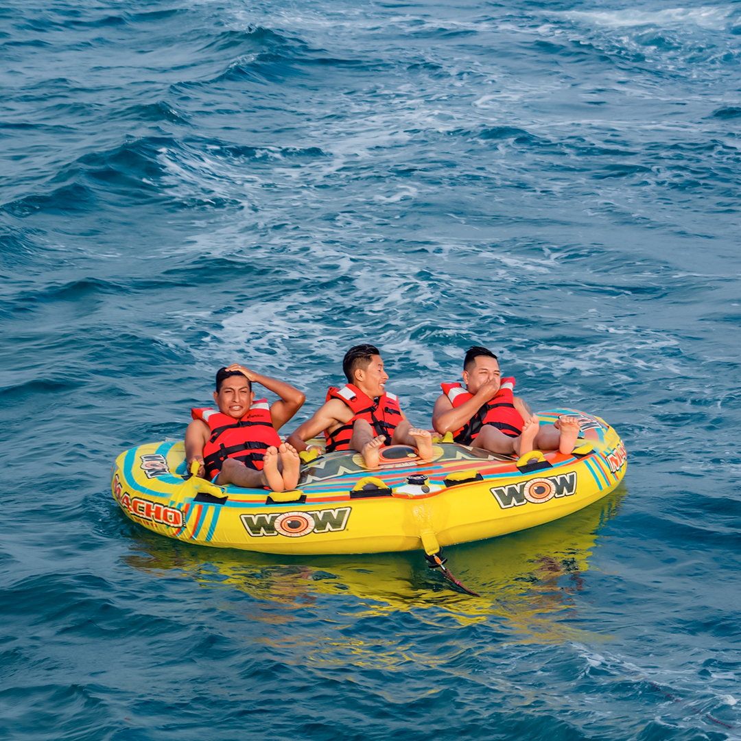 3-hour navigation tour with water games included.