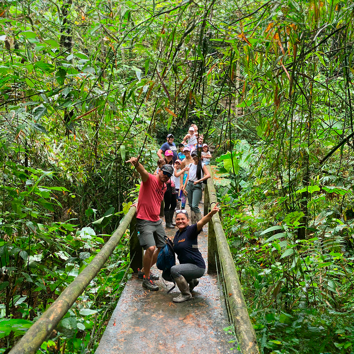 Full day tour, humid forest, local gastronomy and Toquilla straw hats all in one.
